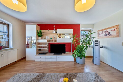 Ferienwohnung 'Pillnitzer Schlossblick' mit Wi-Fi und Klimaanlage