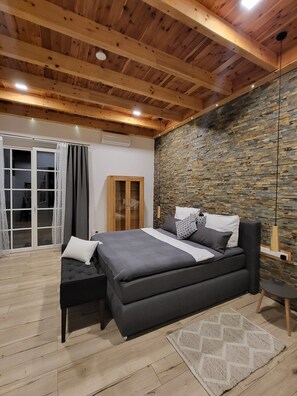 1 camera, Wi-Fi gratuito, lenzuola