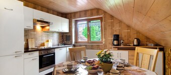 Apartment 'Ferienwohnung Schank' with Private Garden, Balcony and Wi-Fi