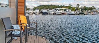 The House Boat 'Fritze Bollmann ' with Lake View, Private Terrace and Wi-Fi