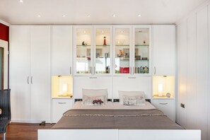 1 habitación, tabla de planchar con plancha y wifi gratis 