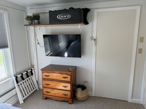 Interior - Quarterdeck at Soundview · Beach+Ocean+Sunrise (Old Lyme)