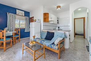 TV - Sea View Apartment Blue Pearl - Vista del Guanche (Arico)