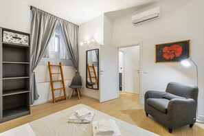 3 chambres, fer et planche à repasser, Wi-Fi, literie fournie