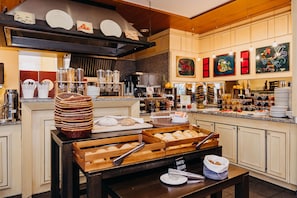 Free daily full breakfast