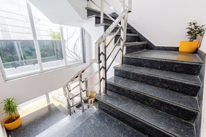 Staircase - Lime Tree Hotel Genpact Vatika Chowk (Gurugram)
