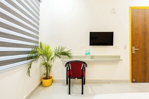 32-inch TV with digital channels - Lime Tree Hotel Genpact Vatika Chowk (Gurugram)