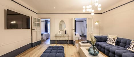 2 عدّة غرف نوم ومكواة/لوح كي وواي فاي مجانًا وملاءات أسرّة