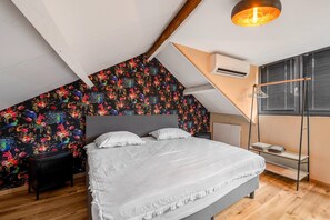 5 bedrooms, free WiFi