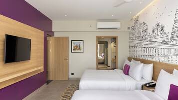 Elite Room | In-room safe, desk, iron/ironing board, rollaway beds
