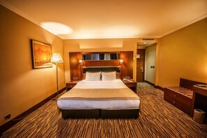 Soundproofing, iron/ironing board - Dream Hill Business Deluxe Hotel Asia (Istanbul)