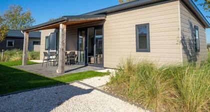 Chalet Close to Rockanje & Nature