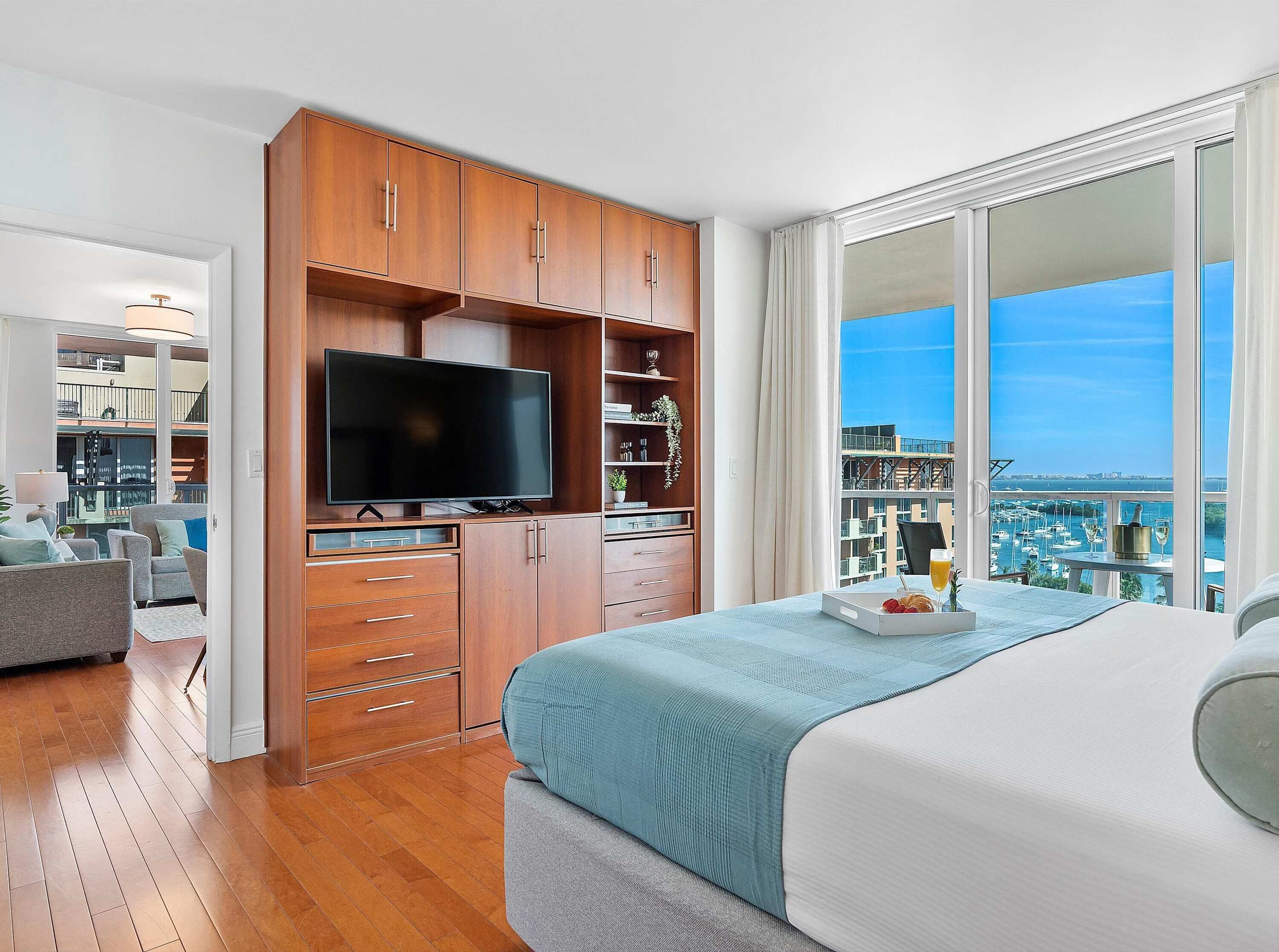 1 chambre, fer et planche à repasser, lit parapluie, Wi-Fi