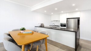 Dining - Oceans Edge #25 | Top Floor,1 Min to Terrigal Beach| Accom Holidays (TERRIGAL)