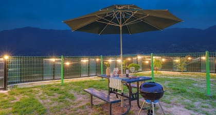 Gyeongsan Stage-ipple pet Pension