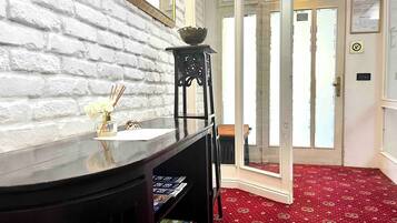 Apartment, 2 Bedrooms, Balcony, City View | Property grounds