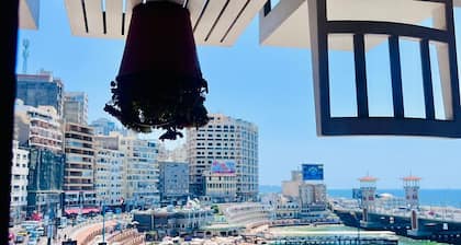 Ma Maison, Luxury 3-bedroom apartment with Sea View on Stanley bridge Alexandria