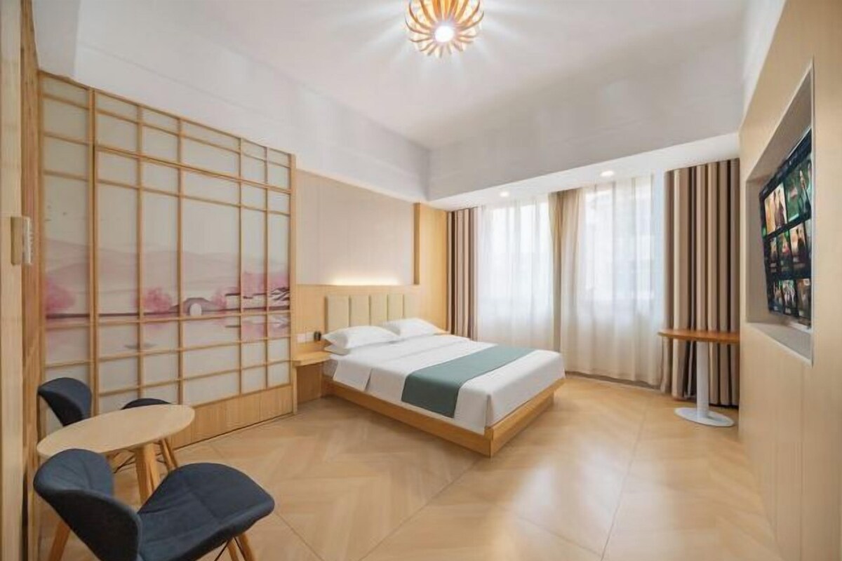 Guestroom (Double Bed)