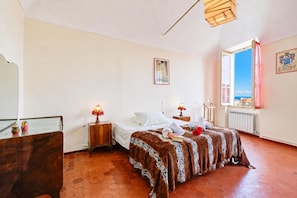 Standard Apartment, 3 Bedrooms, Balcony (Ca Moretto Sea-View Terrace Apartment)