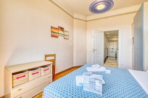 Family Apartment, Multiple Bedrooms, 2 Bathrooms (Sunny House Spiagge e Ciclabile) | 2 bedrooms, iron/ironing board, free WiFi, bed sheets