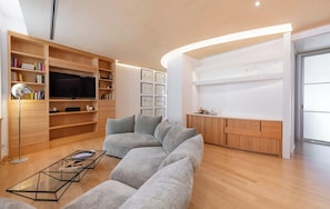 Télévision, espaces bureaux