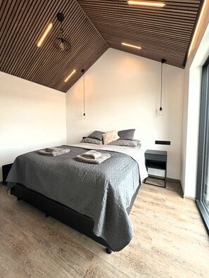 Panoramic Room, Mountain View | 1 bedroom, free WiFi, bed sheets - Day Dream Aurora Lodges (Selfoss)