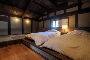 YAMANE, Private Vacation Home, Non Smoking(0km from front desk building) | Down comforters, individually decorated, individually furnished - 八百熊川 Yao-Kumagawa (Wakasa)