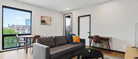 Televisión y oficina