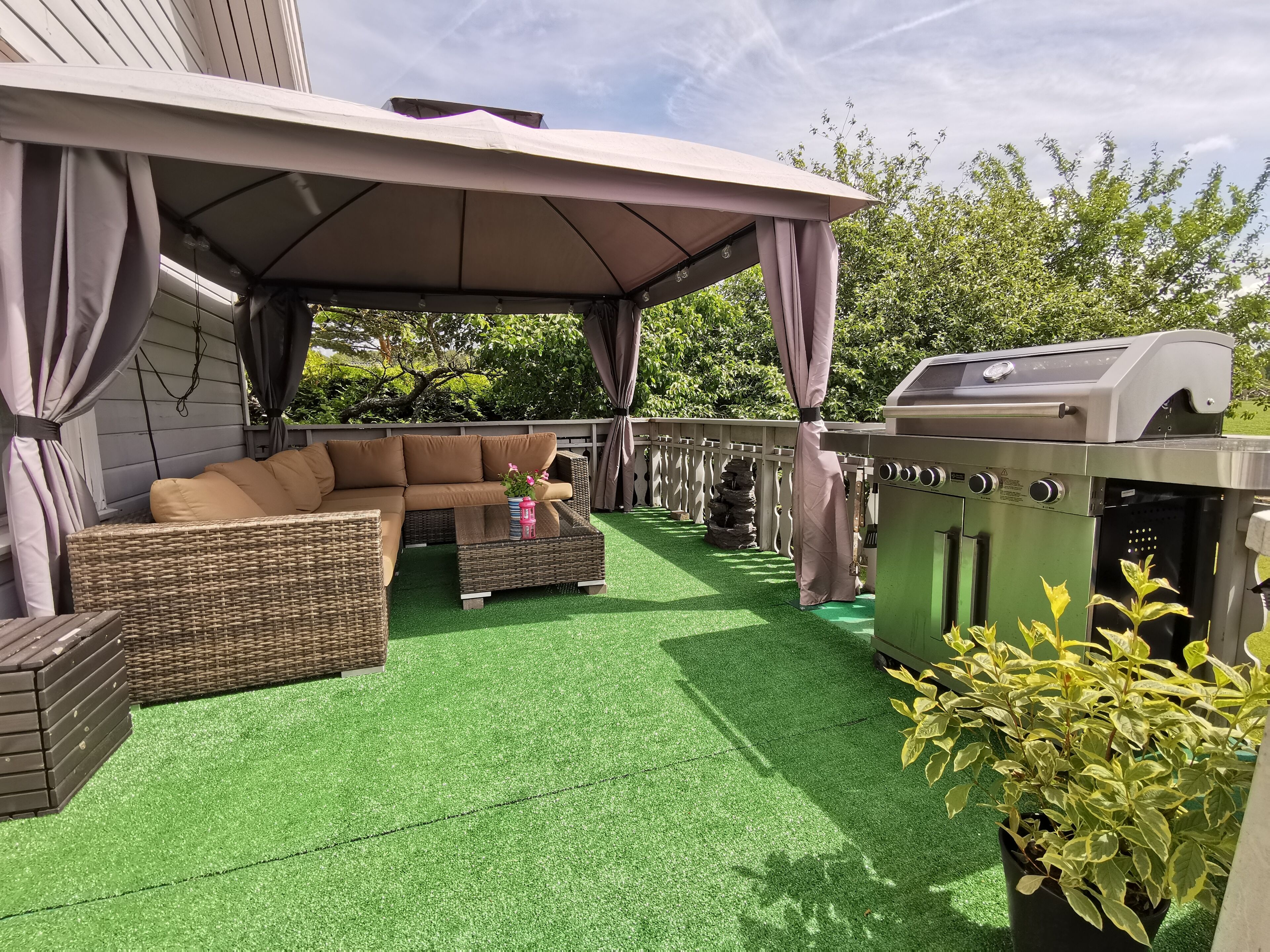 บริเวณภายนอก