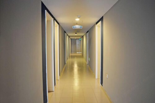 Yizhu Chain Hotel (Shijiazhuang Third Hospital)