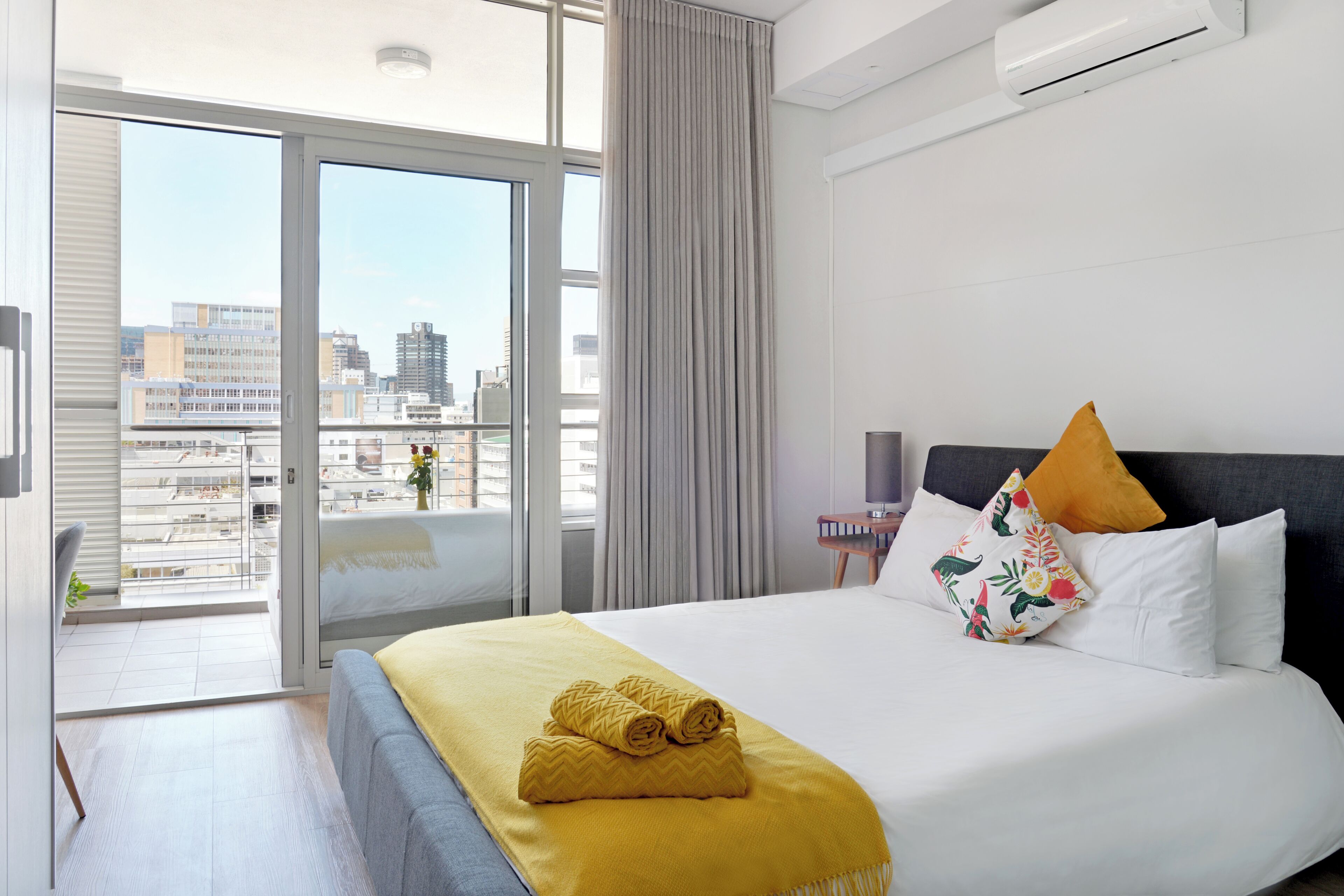 1 soverom, skrivebord, wi-fi og sengetøy