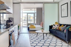 1 quarto, escrivaninha, Wi-Fi, roupa de cama