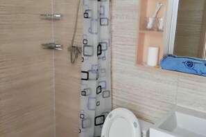 Bathroom - Yingkou Vanke Letu Seaview Apartment (Yingkou)