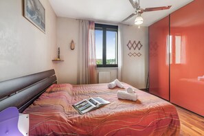 1 chambre, Wi-Fi gratuit, draps fournis