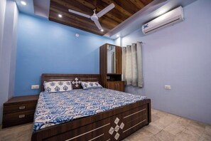 Deluxe Room | Free WiFi - Mandala Bagpackers (Jaipur)