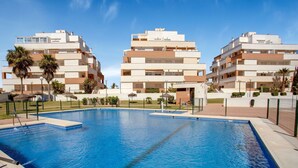 Apartemen | Kolam renang | Kolam renang outdoor
