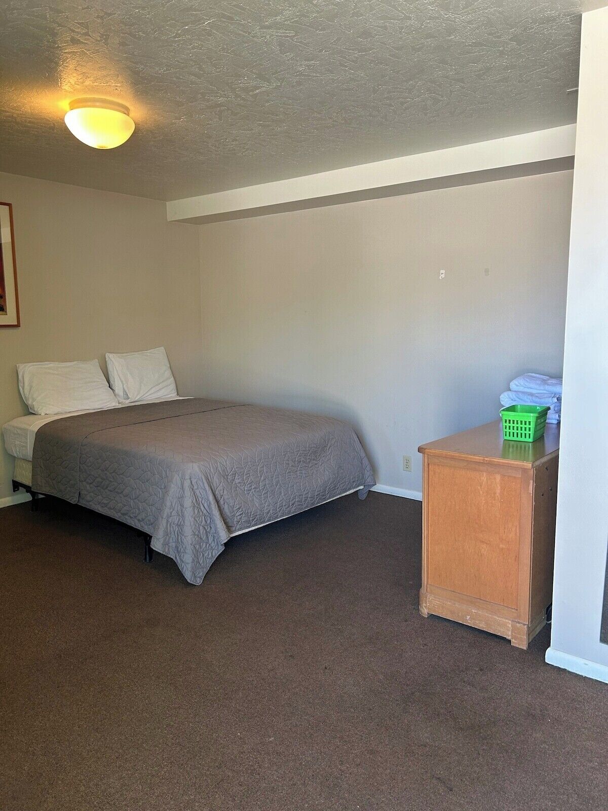 Simple Motel Stay Sum