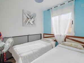 House | 2 bedrooms, individually furnished