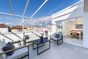Luxury Apartment, 3 Bedrooms | Terrace/patio - Solaga - Alamos (Málaga)