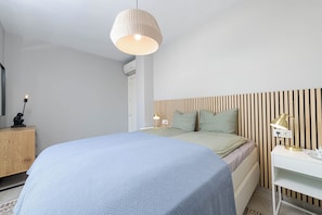 Luxury Apartment, 3 Bedrooms | 3 bedrooms, down comforters, individually decorated - Solaga - Alamos (Málaga)