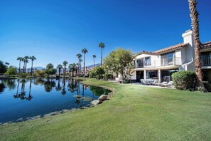 Exterior - Cozy Lakeside Retreat in PGA West Bbq Scenic Views (La Quinta)