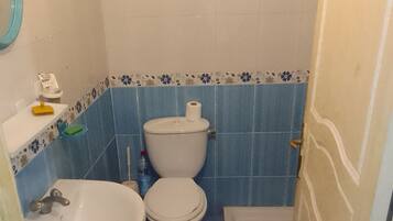 Jabón y papel de baño