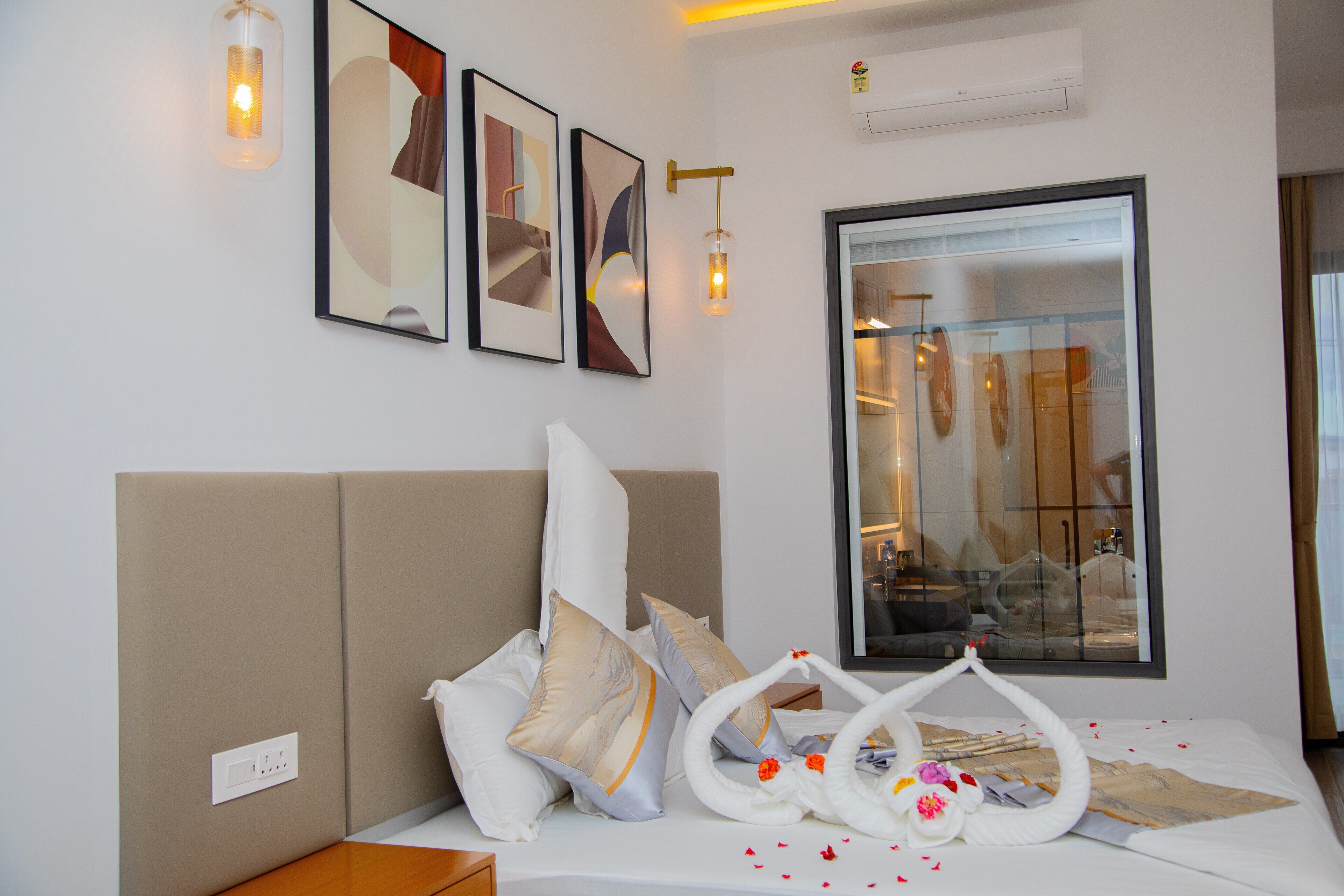 Standard Double Room, Patio | Desk, laptop workspace, free WiFi