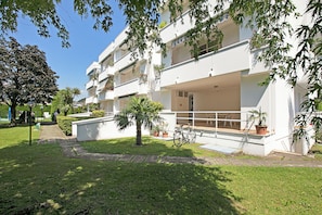 Standard Apartment, Multiple Bedrooms (Garden & Surf By Rossana) | Exterior