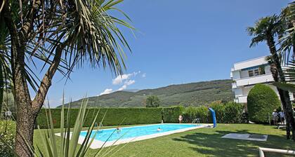 Garden & Surf By Rossana