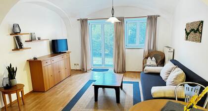 Bauer Wirt`s Zwei-zimmer-wohnung