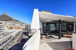View from property - EIGHTY2 ON M - Fluent Serviced Apartments (Cape Town)