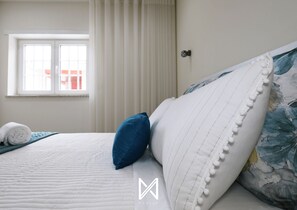 Exclusive Apartment | Iron/ironing board, free WiFi, bed sheets - Oliveira Douro House (Peso da Régua)