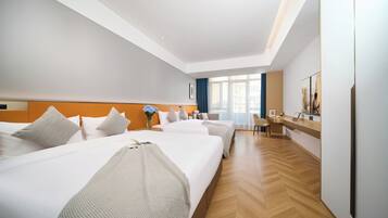 Down duvets, in-room safe, individually furnished, desk