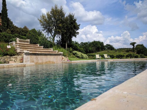 Wonderful villa with exclusive pool near Siena